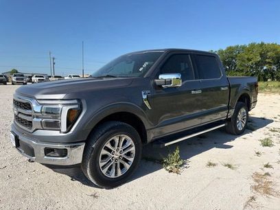 New 2026 Ford F150 Lariat w/ Equipment Group 501A Mid