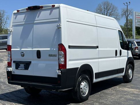 Used 2025 RAM ProMaster 2500 w/ Convenience Group FWD image 35