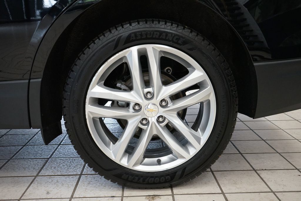 Used 2020 Chevrolet Equinox Premier AWD/4WD image 58