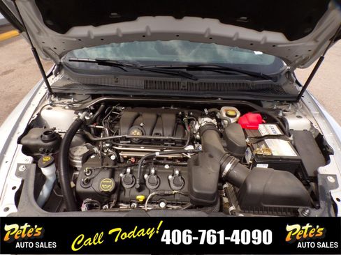 Used 2019 Ford Taurus Limited image 23