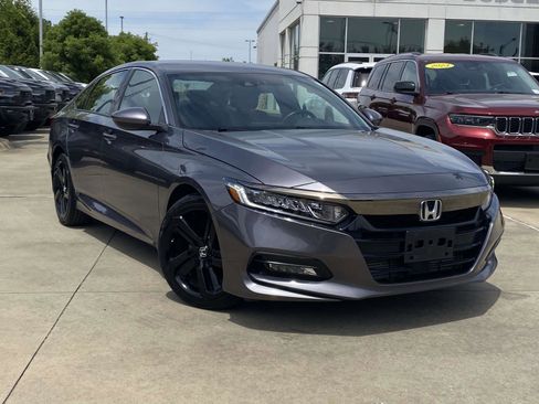 Used 2019 Honda Accord Sport image 31