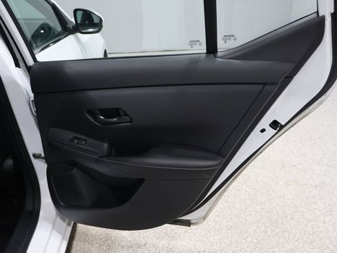 Used 2024 Nissan Sentra S image 21