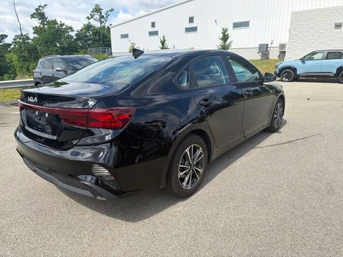 Certified 2024 Kia Forte LXS FWD image 7