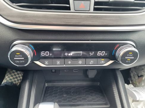 New 2026 Nissan Altima 2.5 SV FWD image 25