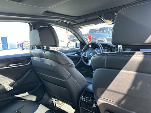 Used 2023 BMW 530i 530i w/ M Sport Package image 29