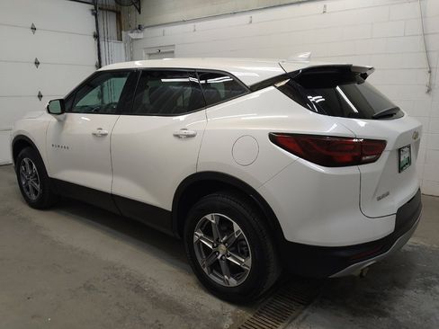 Used 2023 Chevrolet Blazer LT w/ Driver Confidence Package FWD image 3