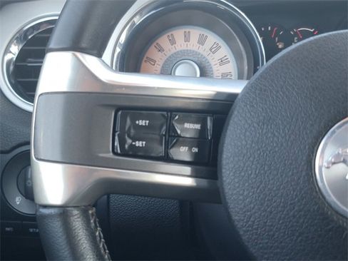 Used 2012 Ford Mustang Premium image 26