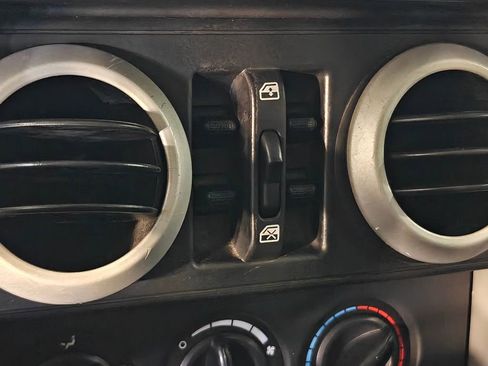 Used 2010 Jeep Wrangler Unlimited Sahara w/ Trailer Tow Group image 6