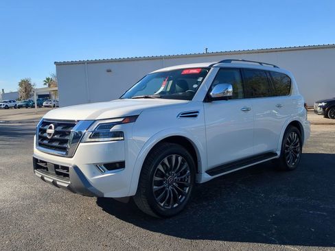 Certified 2024 Nissan Armada Platinum w/ Captain's Chairs Package image 8