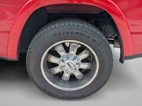 Used 2019 RAM 1500 Laramie RWD image 9