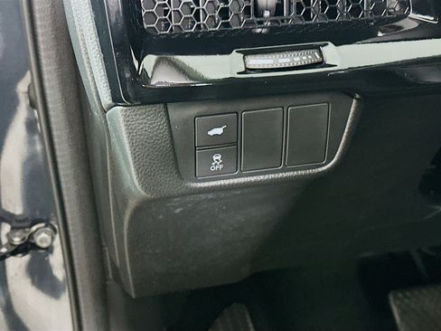 Used 2025 Honda CR-V EX-L image 17