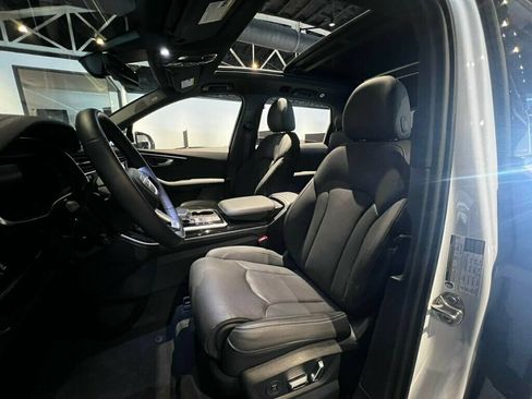 Used 2025 Audi Q7 3.0T Prestige w/ Prestige Package AWD/4WD image 16