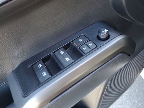 Certified 2023 Toyota Tacoma TRD Sport w/ Advanced Technology Package AWD/4WD image 20