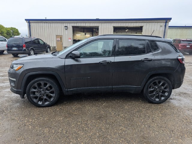 Used 2021 Jeep Compass Latitude FWD image 17