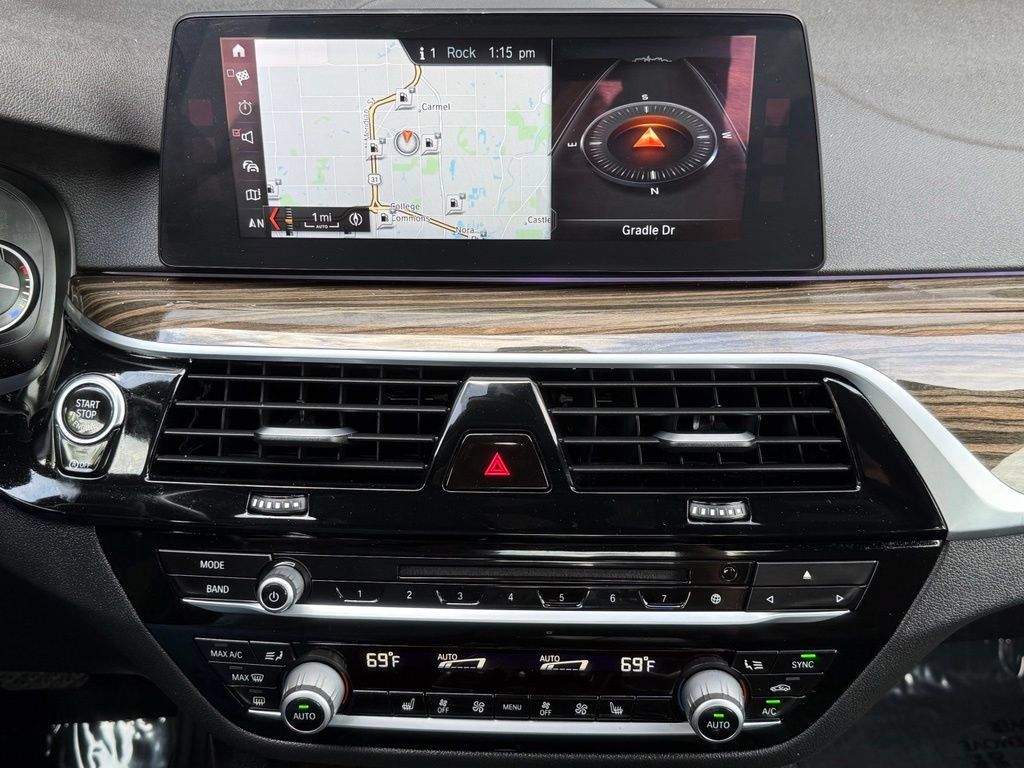 Used 2018 BMW 530i xDrive AWD/4WD image 39