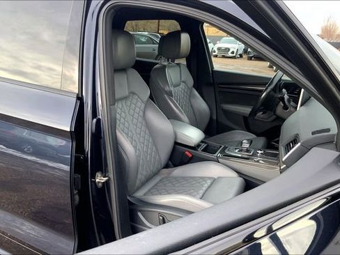 Used 2019 Audi SQ5 Prestige w/ Prestige Package image 7