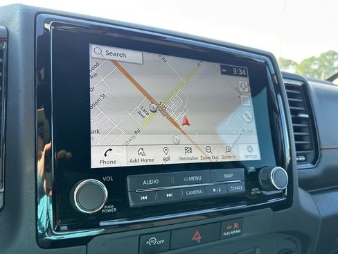 Used 2024 Nissan Frontier Pro-X w/ Technology Package image 5