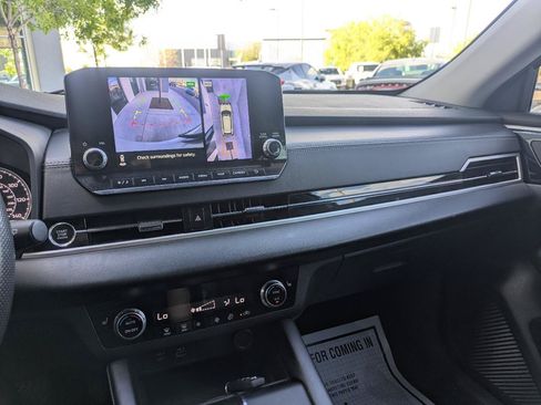 Used 2023 Mitsubishi Outlander SE FWD image 9