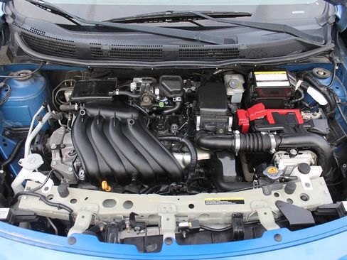 Used 2015 Nissan Versa SV FWD image 15