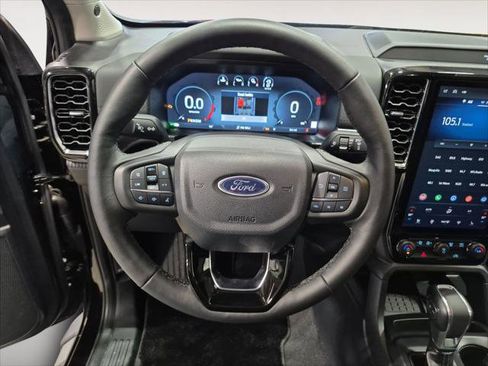 New 2025 Ford Ranger Lariat w/ FX4 Off-Road Package image 13