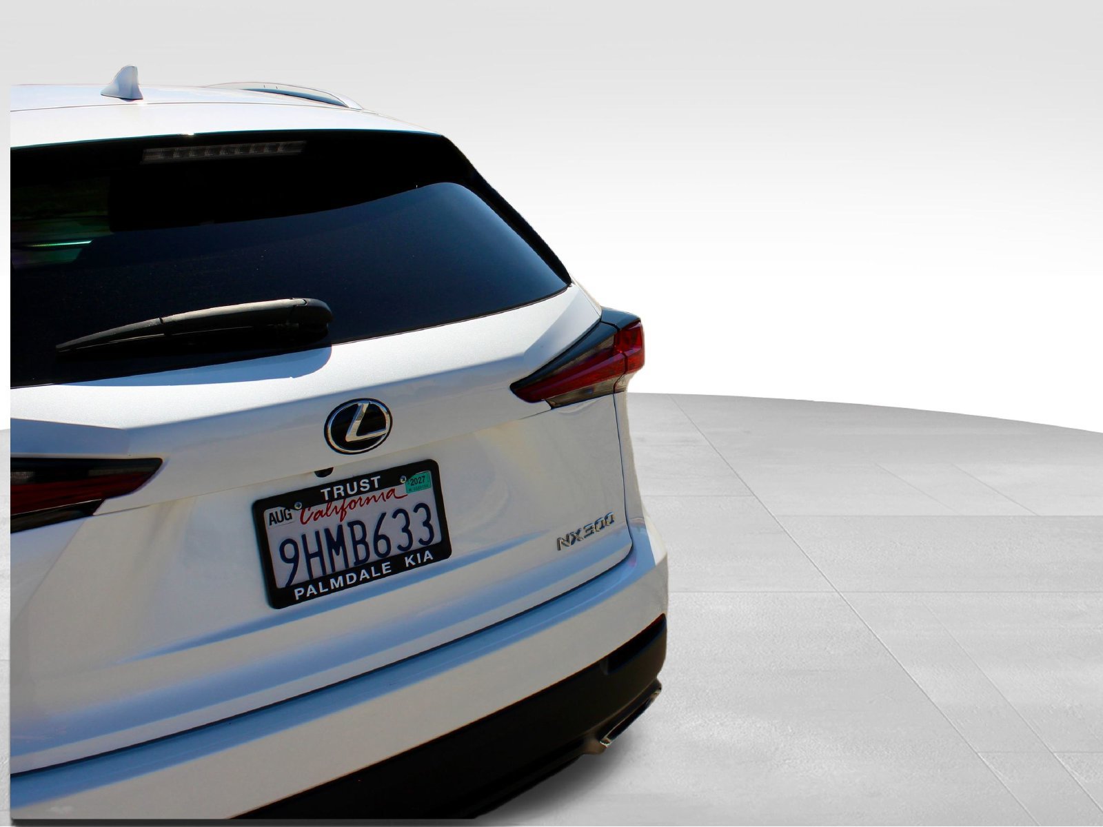 Used 2020 Lexus NX 300 FWD w/ Accessory Package image 9