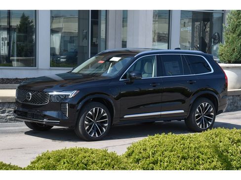 New 2026 Volvo XC90 T8 Ultra w/ Protection Package Premier AWD/4WD image 8