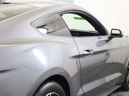 Used 2022 Ford Mustang Premium image 6