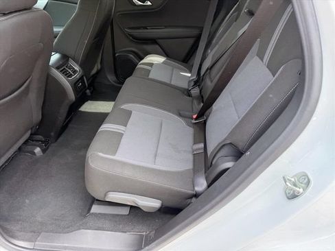 Used 2025 Chevrolet Blazer LT AWD/4WD image 13