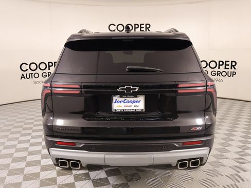 Used 2024 Chevrolet Traverse Z71 w/ Enhanced Driving Package AWD/4WD image 21