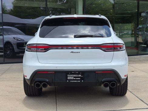 Certified 2026 Porsche Macan AWD/4WD image 10