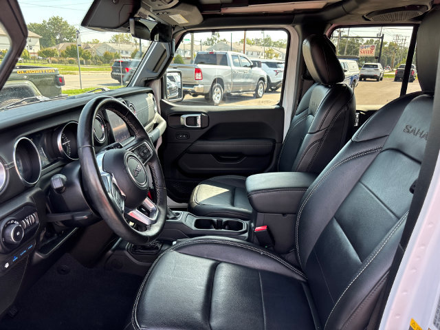 Used 2022 Jeep Wrangler Unlimited Sahara w/ Cold Weather Group AWD/4WD image 2