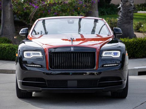 Used 2019 Rolls-Royce Dawn image 19