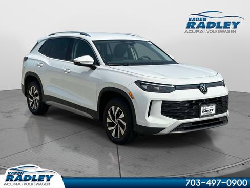 Used 2026 Volkswagen Tiguan S AWD/4WD image 1