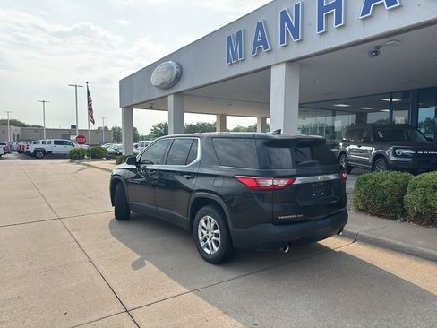 Used 2018 Chevrolet Traverse LS AWD/4WD image 10