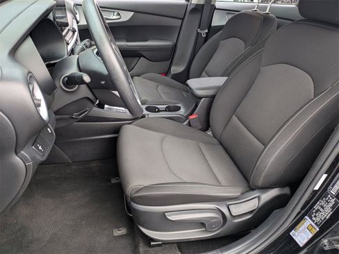 Used 2024 Kia Forte LXS image 14