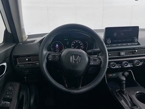 Used 2023 Honda Civic EX image 18