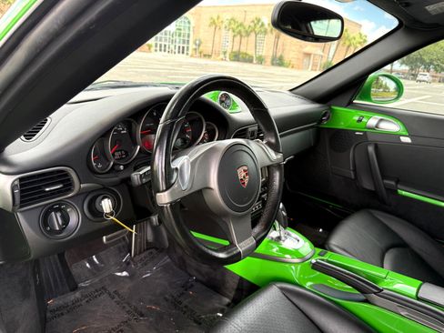 Used 2009 Porsche 911 Carrera 4 image 18