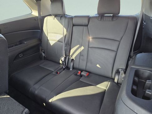 Certified 2022 Honda Pilot Special Edition image 31