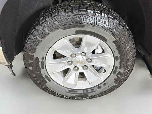 Used 2023 Chevrolet Silverado 1500 LT w/ Protection Package image 15