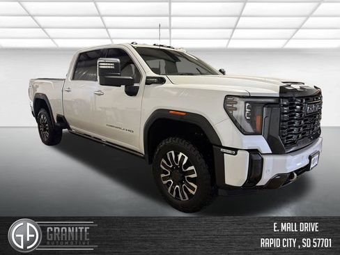 Used 2024 GMC Sierra 2500 Denali Ultimate image 7