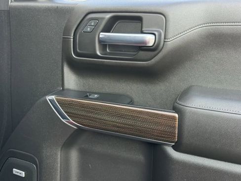 Used 2022 Chevrolet Silverado 1500 LT Trail Boss w/ LT Trail Boss Premium Package image 32