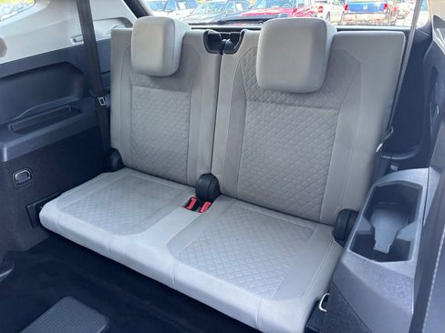 Used 2021 Volkswagen Tiguan S FWD image 16