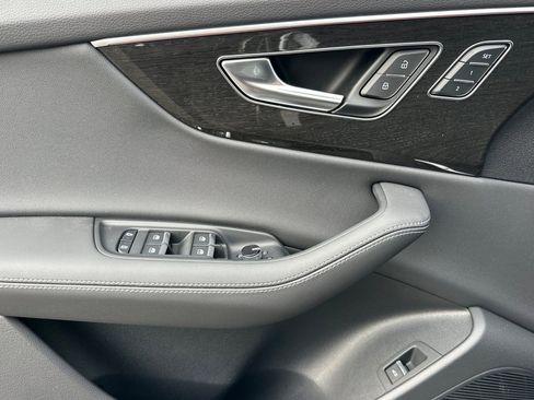 New 2026 Audi Q8 Premium Plus image 10