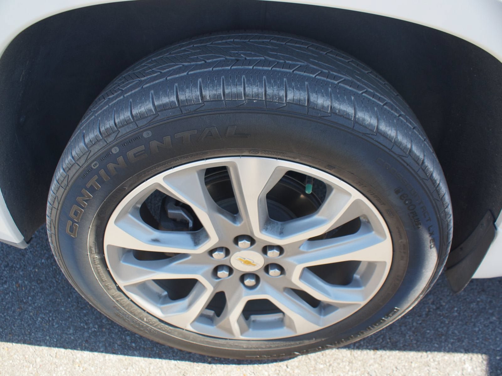 Used 2020 Chevrolet Traverse Premier FWD image 28