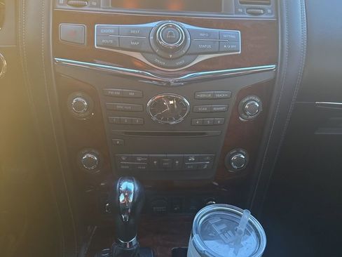 Used 2016 INFINITI QX80 2WD w/ Deluxe Technology Package image 9