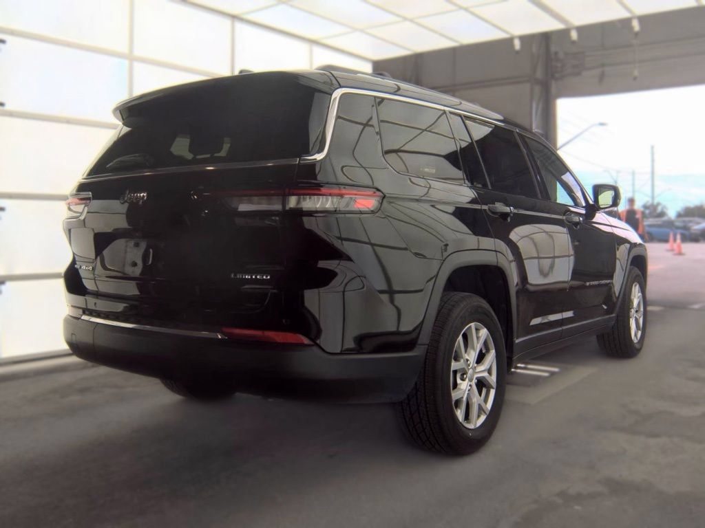 Used 2021 Jeep Grand Cherokee L Limited AWD/4WD image 7