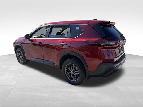 Certified 2021 Nissan Rogue S image 5