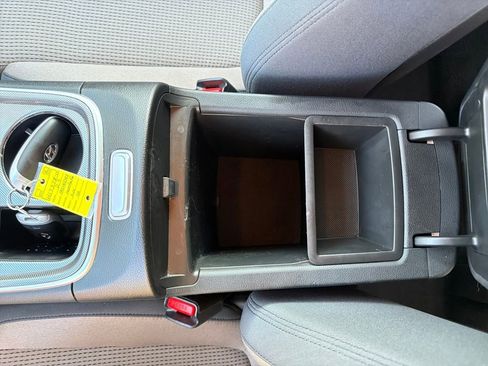 Used 2023 Hyundai Santa Fe SEL image 28