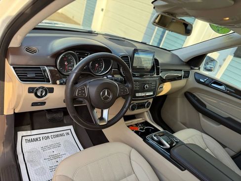 Used 2017 Mercedes-Benz GLE 350 4MATIC image 9