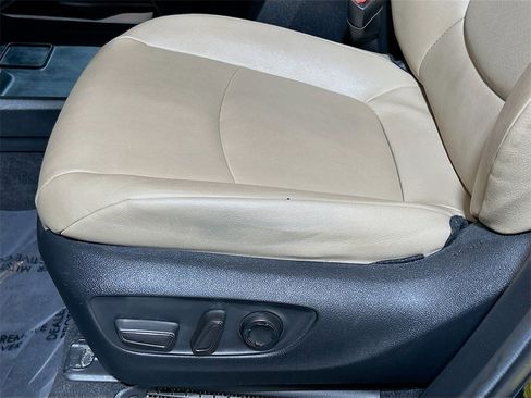 Used 2024 Toyota Sienna XLE image 16